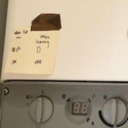 Newly Furnished 2 Bedroom Apartment On Leith Walk EDI Eksteriør billede