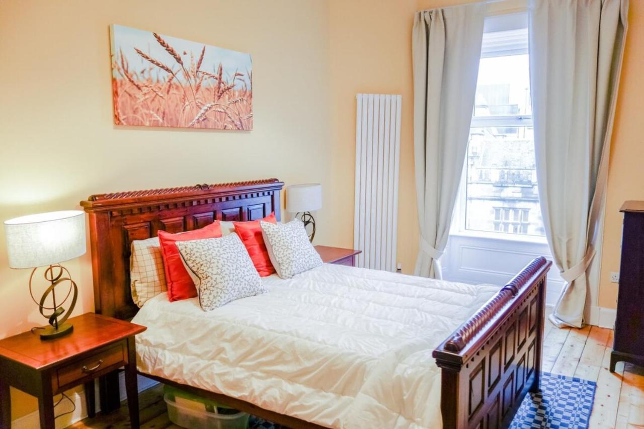 Newly Furnished 2 Bedroom Apartment On Leith Walk EDI Eksteriør billede